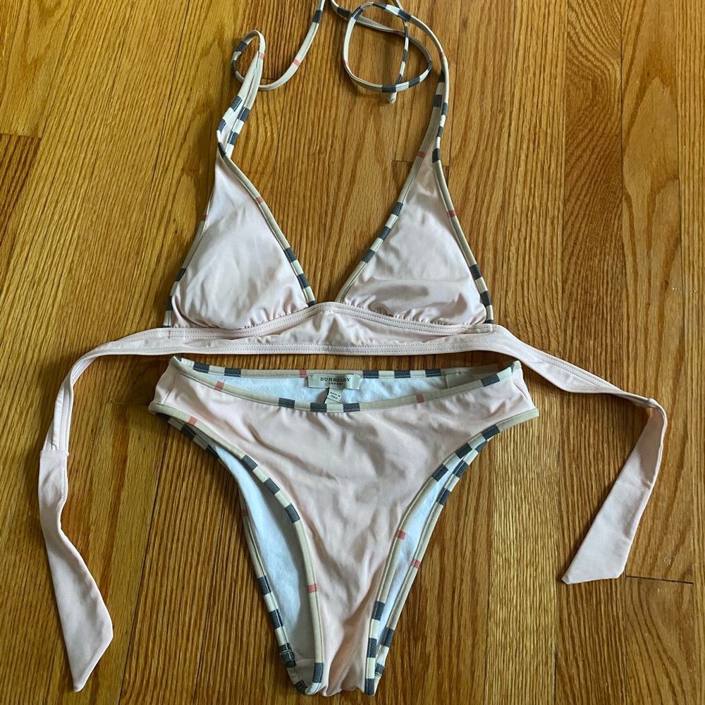 Burberry pink bikini